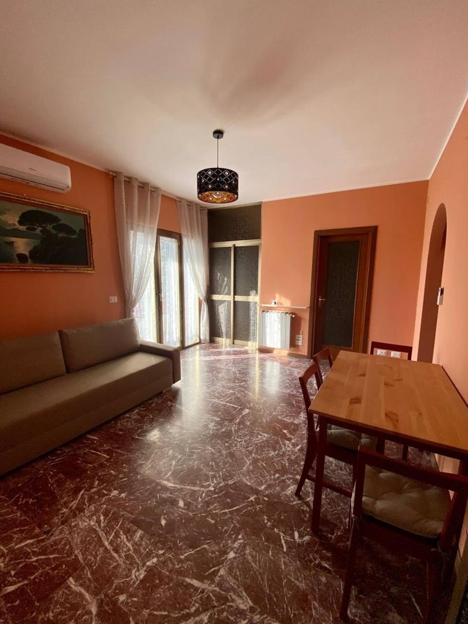 Apartvilla Trieste Luaran gambar