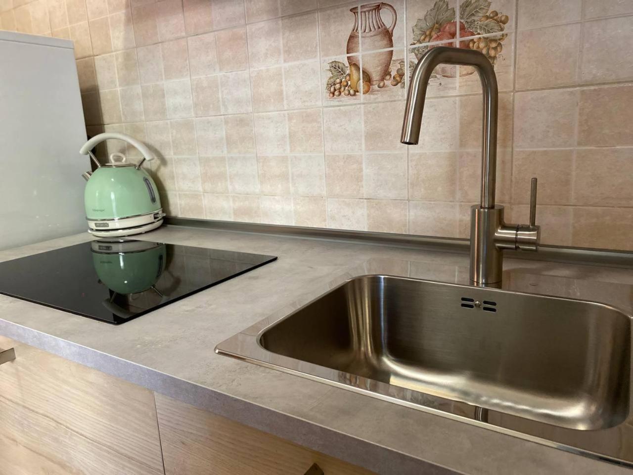 Apartvilla Trieste Luaran gambar